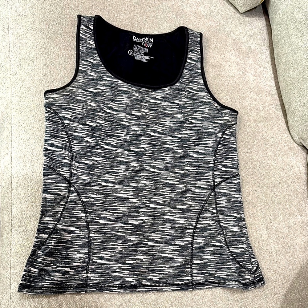 Danskin Black and White Ladies Large Fitted Sleeveless Tank Top